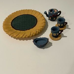 Miniature Tea Set - Sunflower Theme. Textured details.